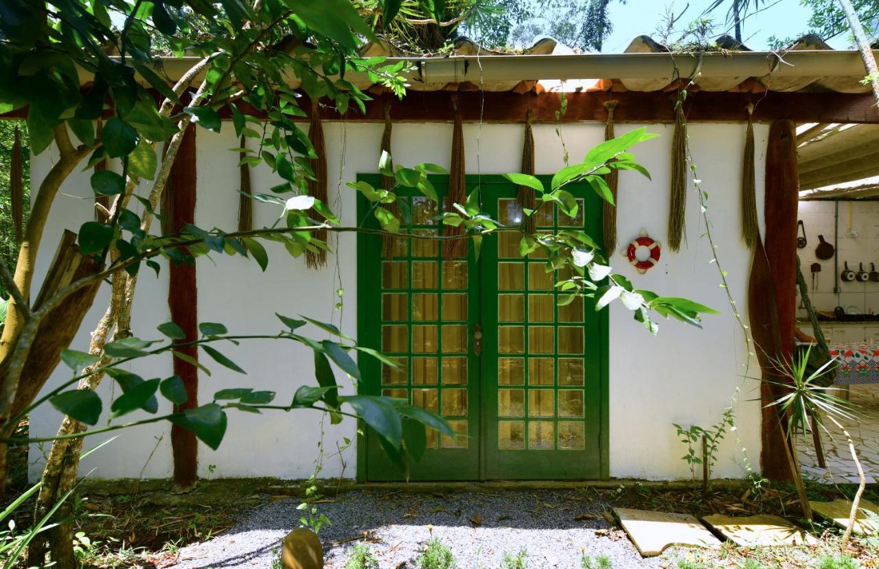 Casa A Beira Do Rio Jaguareguava Na Mata Atlantica Em Bertioga Sp Villa Luaran gambar