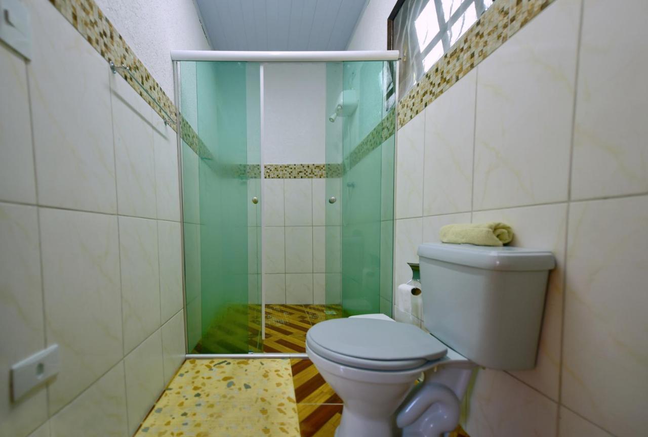 Casa A Beira Do Rio Jaguareguava Na Mata Atlantica Em Bertioga Sp Villa Luaran gambar