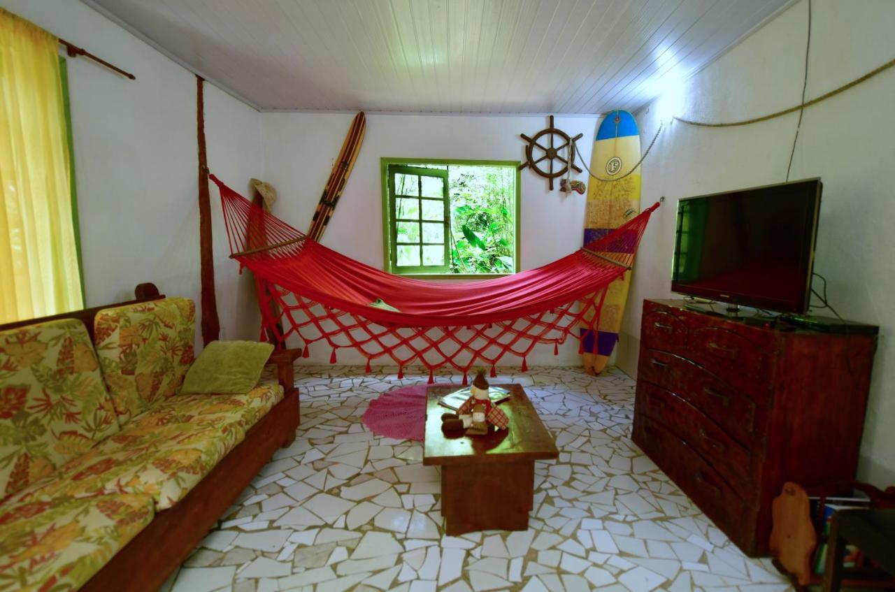 Casa A Beira Do Rio Jaguareguava Na Mata Atlantica Em Bertioga Sp Villa Luaran gambar